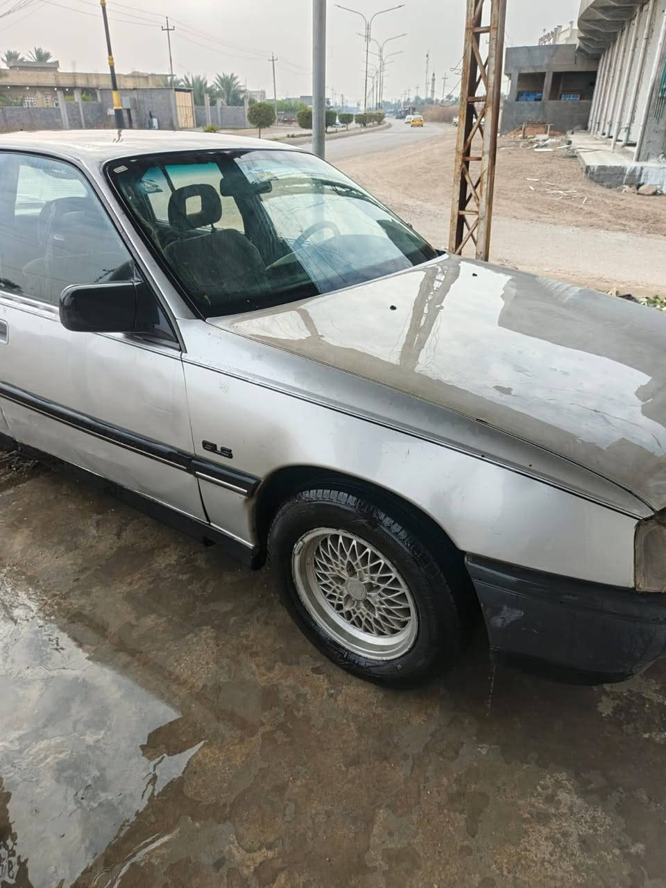 اوبل اوميكه  1989
كير محرك خير من الله صدر امامي شغل جديد كهربائيات شغاله  مابيها نقص  تخم تاير سياره نضيفه سنويه لحد 2030 تحويل شوكت متريد، مكاني صقلاويه... 
السعر 23وبيها مجال 
الاستفسار على هذا الرقم ***********اتصال او واتساب فقط
