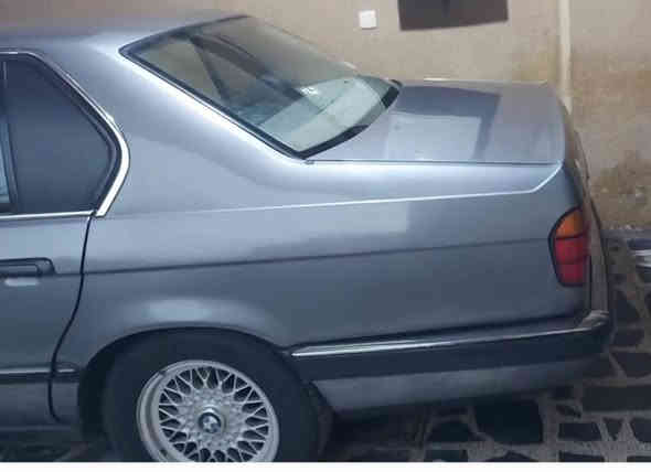 السلام عليكم
عندي سياره بي ام حجم( ٧٣٥ ) م (٩١)   للبيع رقم بغداد نظيفه منظومة تبريد جديده وممتازه راديتر جديده نوعيه ممتازه جدا السياره بسمي . وكثير من التفاصيل الجيده الأخرى وكما مبينه بالصور التاليه واي استفسار الاتصال على الرقم

( ***********)  . السعر ٦٨ ورقه .
