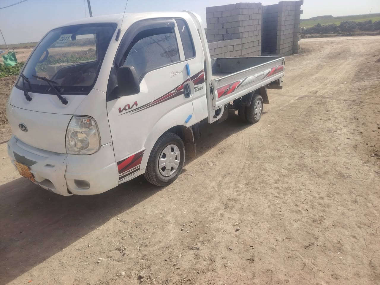 السلام عليكم للبيع كيه موديل 2011 رقم شمالي اربيل سياره نضيفه كلش حلوه السعر 70 وبيه مجال ***********
