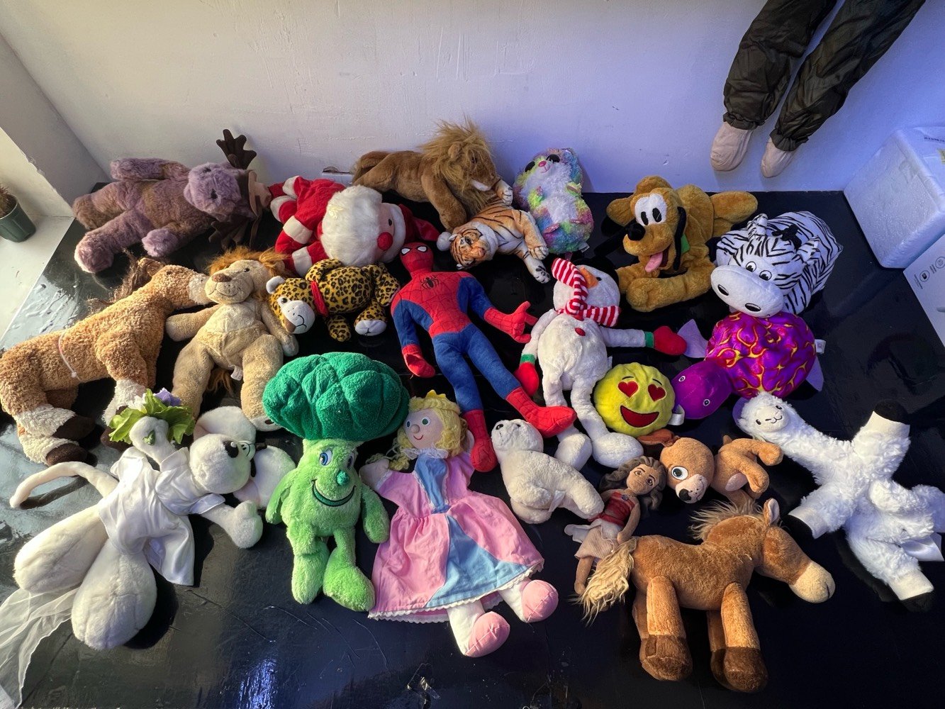 العاب سوفت اي قطعه الف دينار 
كل القطع نظيفه باله اوربي 
متوفر جمله ومفرد 