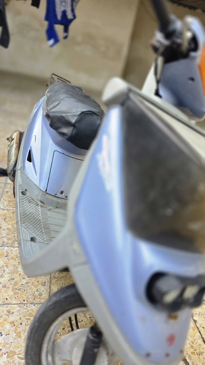 دراجه 60 للبيع كلشي شقال بيهه سلف هندر كهربءيات تراجه نضيفه ***********
