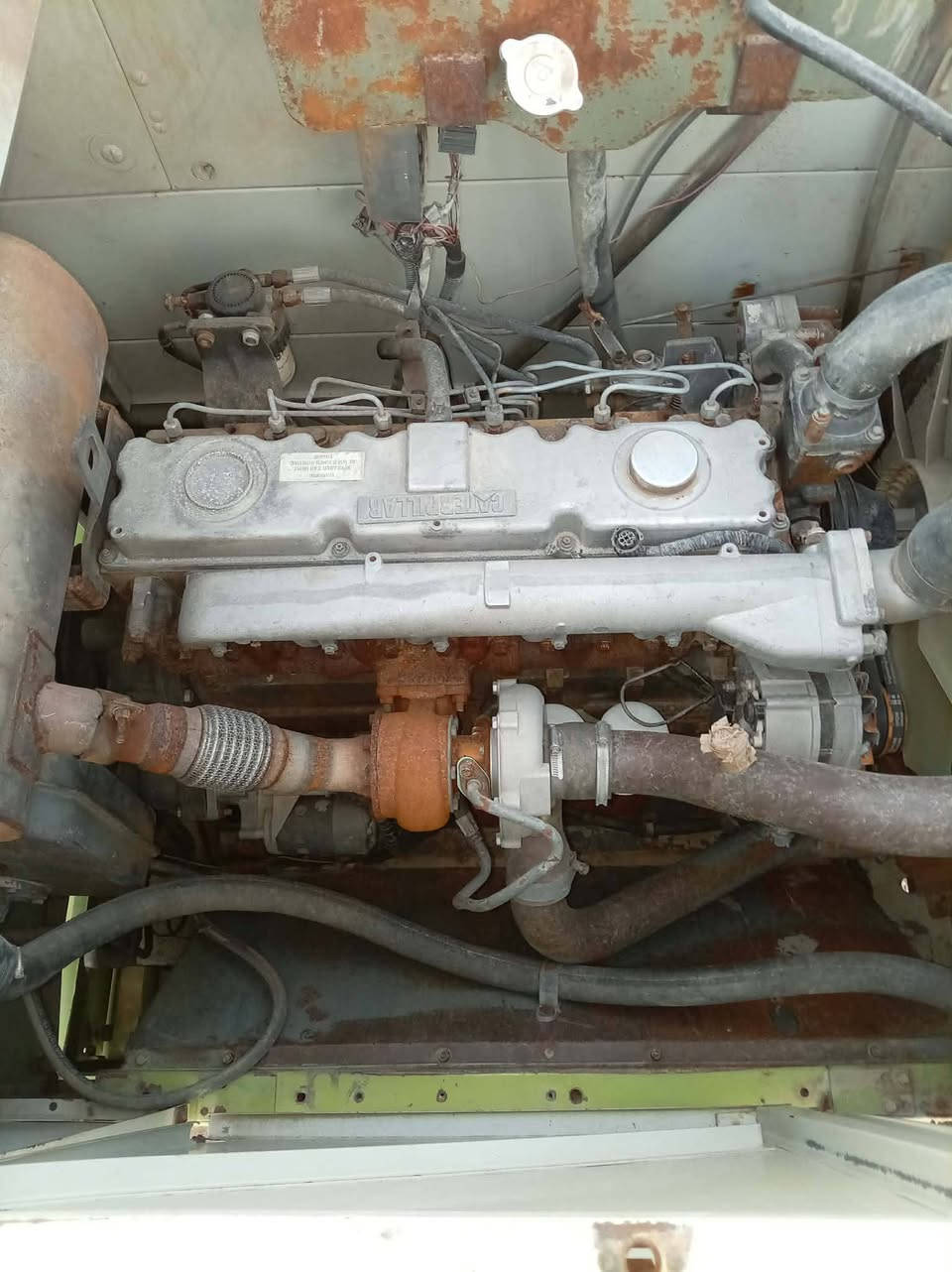 حاصوده للبيع موديل 2006 رقم واسط تاير 26 الخلفي 20 محرك كتر ***********
