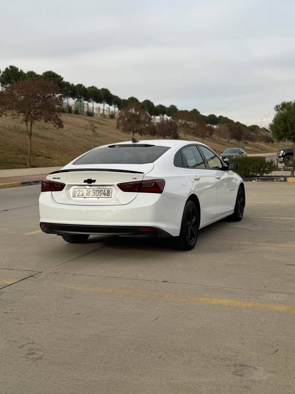 السلام عليكم 
ماليبو::2016🔥امريكي البيع او مروس
 بجم كبس بيه بيه بس بنيد صبغ بدون دواخل بدون يرباك
  سياره نضيفه
 الون : ابيض
 ماشيه :174
مواصفات : 
⚡️-معروفه
👌-ويل كب
حجر بيئه موجود شرط
💺-كشنات مخمل
 بصمه ابواب بصمه تشغيل
-زجاج اوتو نزول 
-تحكمات ستيرن + مثبت سرعة 
رقم اسليمانيه تحويل وكاله كله بشرط 
🖥️-شاشة + بلوتوث + 
-كامرة خلفية 
-مدخل usb
سعر ::103بيه مجال 
العنوان:سليمانيه
*********** السليمانية, العراق
