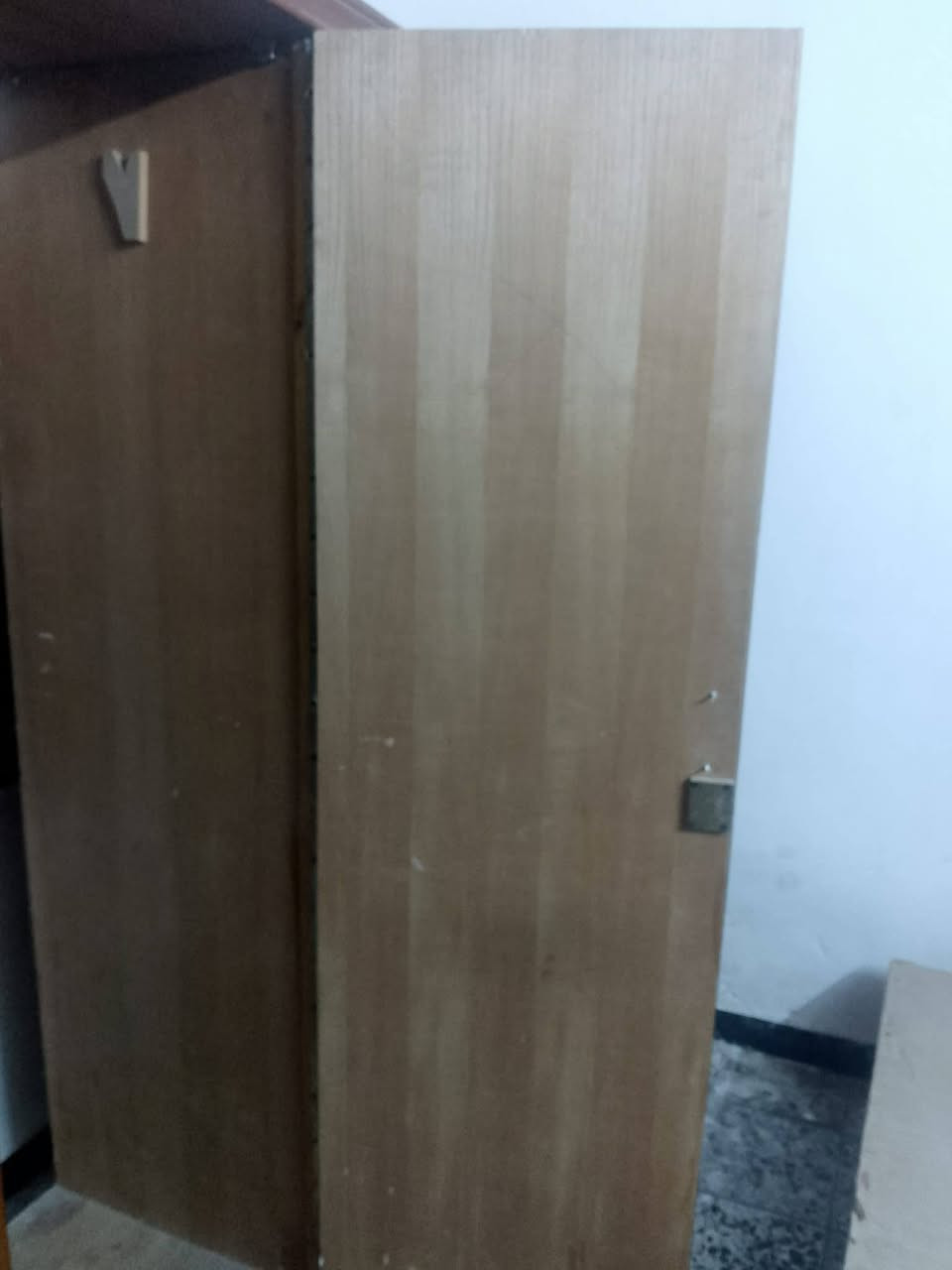 #بيع__مستعجل غرفه #تسكام للبيع  كامله #ملحقاته فقط #نقص تاج الجربايه 
#السعر 350وبيهه مجال قليل #حك. الجيه عنوان  نجف حي #ميسان


**إذا كنت صاحب هذا الإعلان وتريد حذفه لأي سبب، رجاءا أرسل رسالة إلى الدعم الفني**