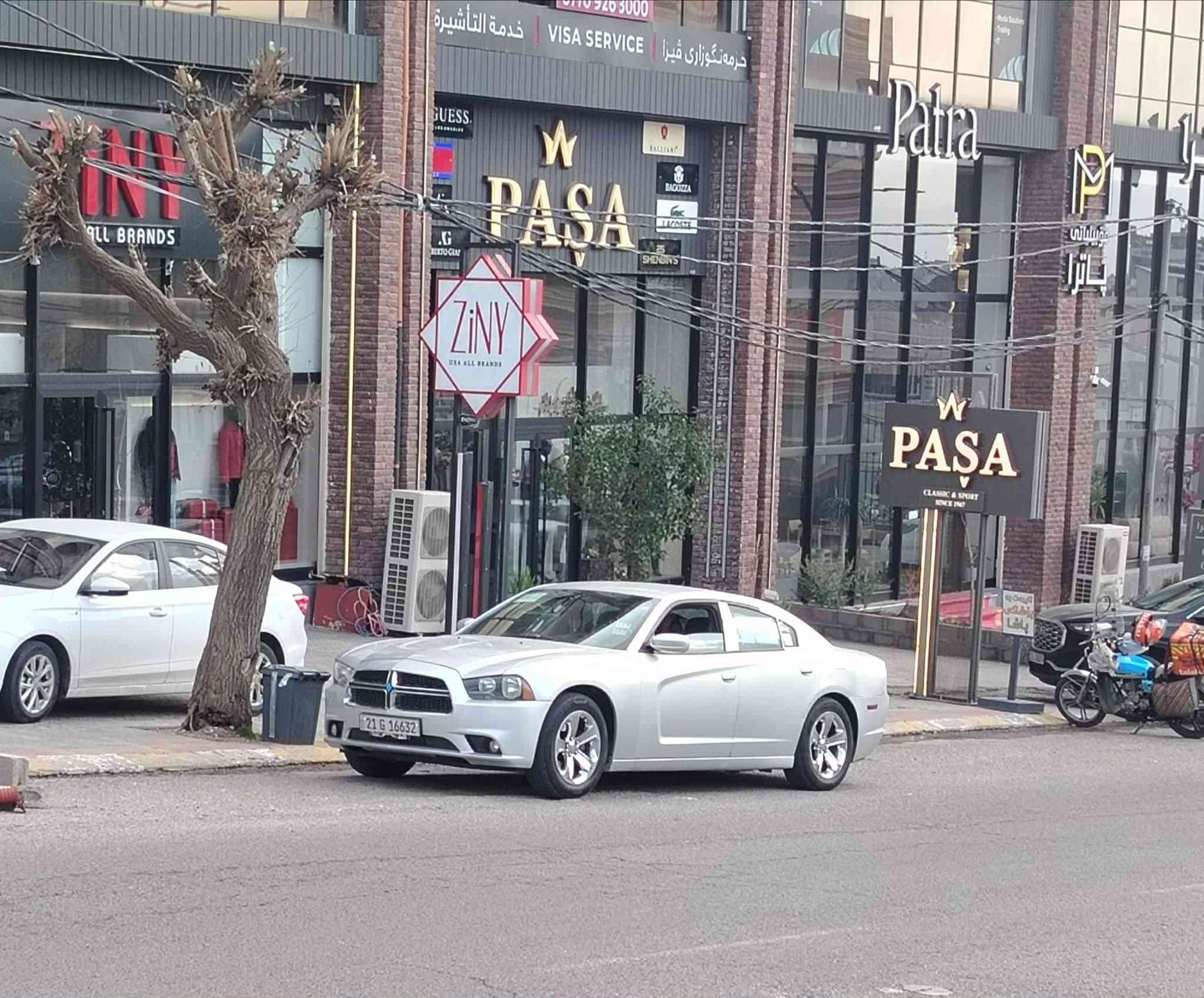 سلام عليكم جارجر ٢٠١٢
للبيع جهازه من كلهن 
بمسي تفاصيل كله بالمنشور 
سياره جديده بمعنى الكلمه
وسياره كفاله من الضربه والفتح
فقط صبغ والسونار موجود بالمنشور 
السعر ١٥٥ وبيه مجال المكان الديوانيه عفك 
*********** خبر وانا خادم
