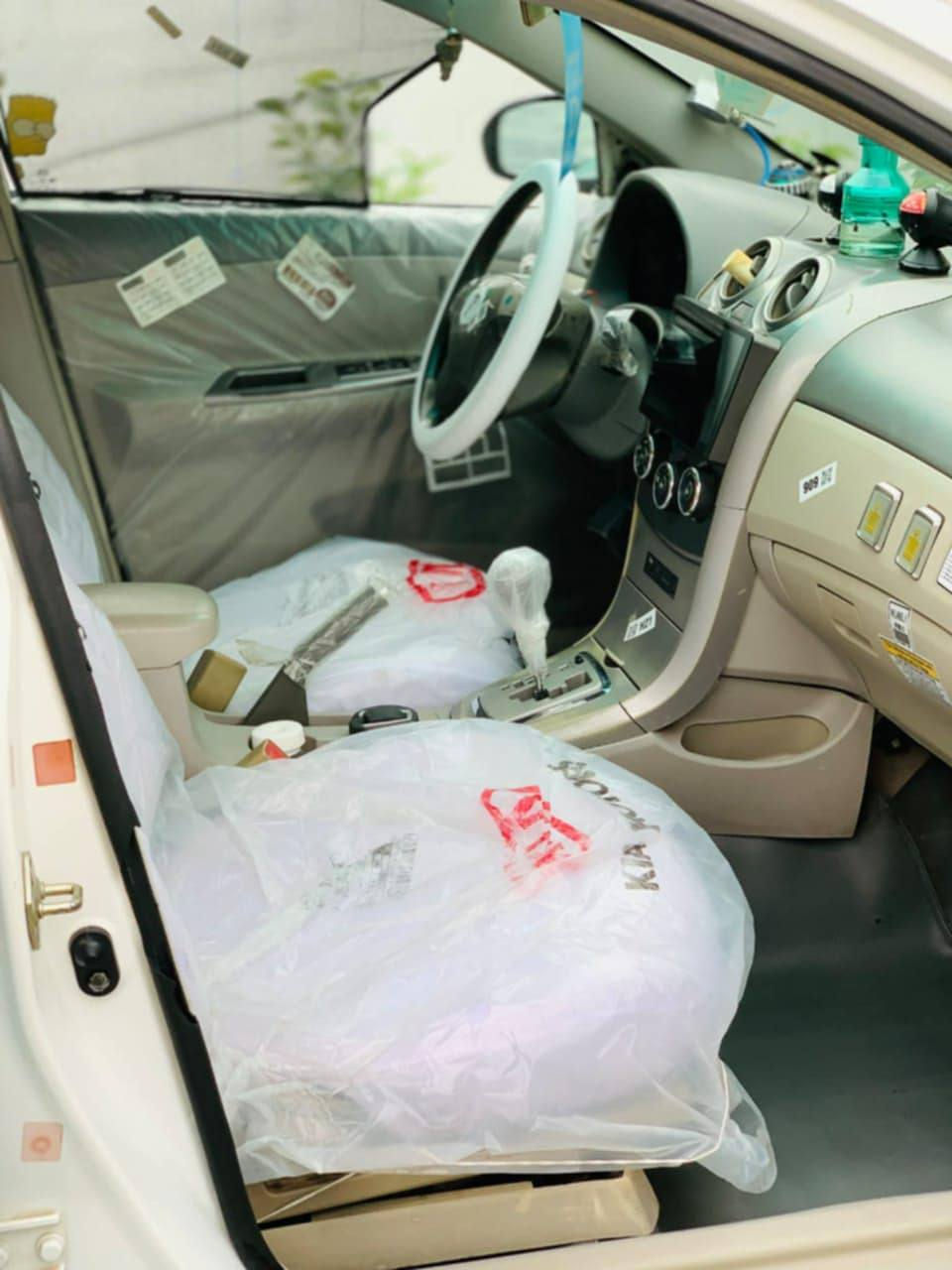 سلام عليكم بي وادي 2013 مكفوله كفاله عامه رقم انكليزي سنويه ل ٣٠ فول موصفات 
شاشه 
تحكم اسيرن 
تبريد تدفئه 
محرك كير اوتماتيك 
تخم تاير جديد خطه
دواخل جيس
بصمه تشغيل عن بعد 
فتحه  سنتر لوك 
السعر ٦٥  او امراوس بتكسي نضيف
خاص مفتوح او تواصل وتساب ***********
