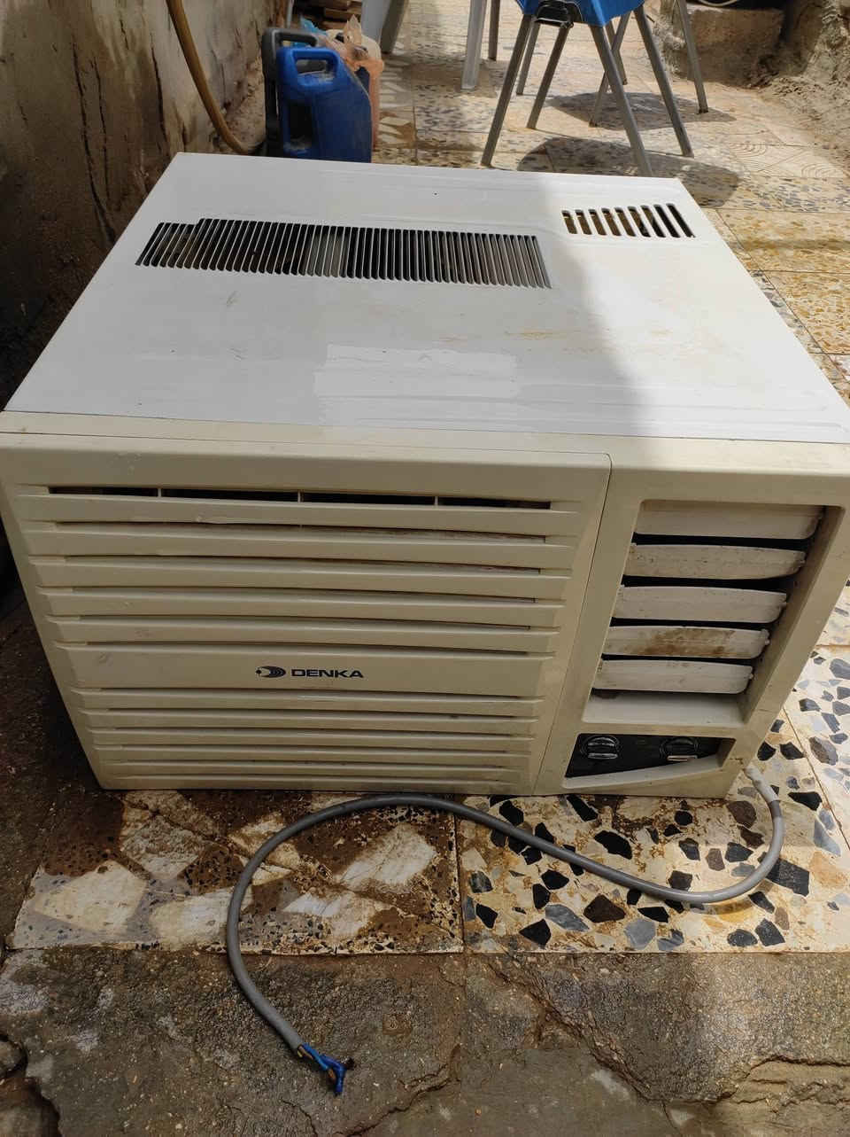 للبيع
مكيف دنكا 2 طن شغال
السعر 250 ألف
مكاني كربلاء


**إذا كنت صاحب هذا الإعلان وتريد حذفه لأي سبب، رجاءا أرسل رسالة إلى الدعم الفني**