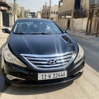 سوناتا 2013 اسود  السعر 100 ورقه مع المجال المكان بغداد جانب الكرخ موا...