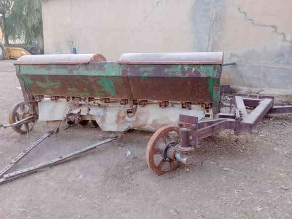 للبیع دیسك10صاج دبل شاصی صاج فرنسی بس صاج ضعیف سعری2ملیون مجال مكان قضاء بردرش قریب موصل *********** ***********
