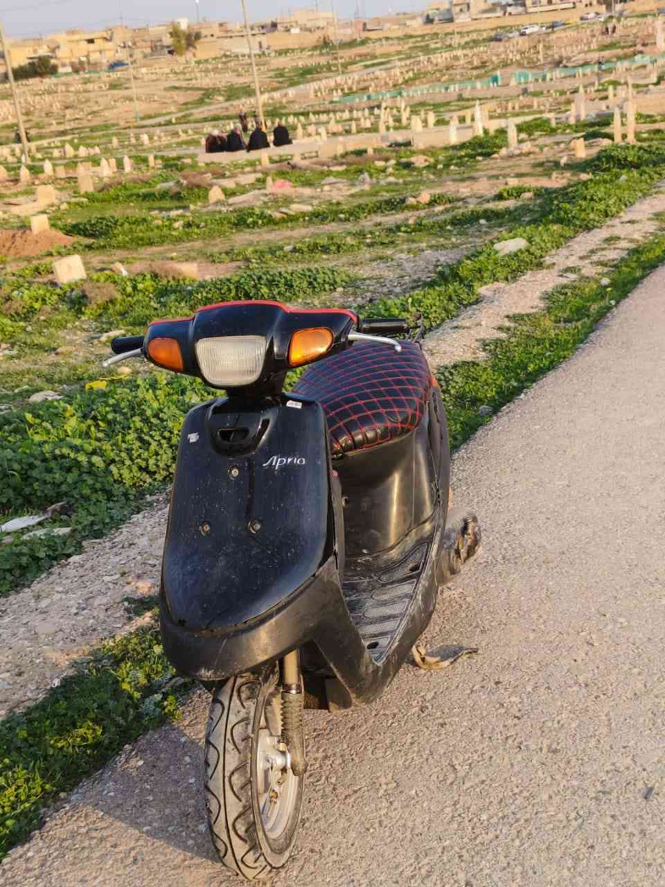 السلام عليكم ماطور بوتين تك محرك مفتوح اشاير وايرمنيه كلها شغلا سلف شغال بس يعوزو باتري ماطور شرط اول هندر يشتغل السعر 200 بي مجال لطيبين حك جيه الرقم  ***********
