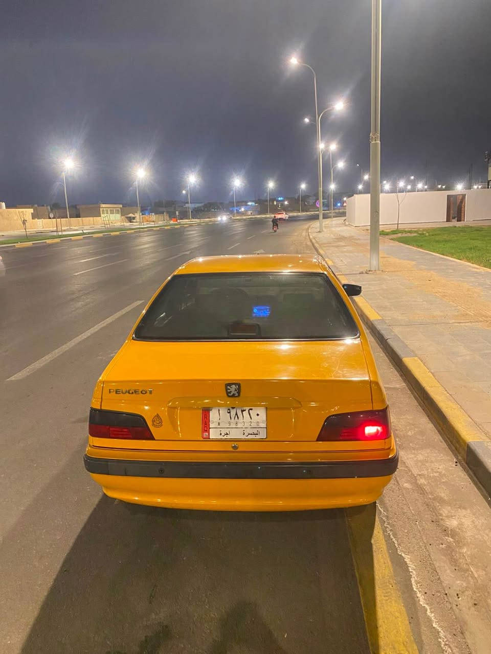 بيجو بارص مديل١٨كفاله عده البنيد مبدل مكينه كير حداديه خير من الله  السعر 43وبيه مجال
 أنا مكلف بلنشر هاذة رقم راعي السيارة 
 رقم الهاتف *********** البصرة, العراق
