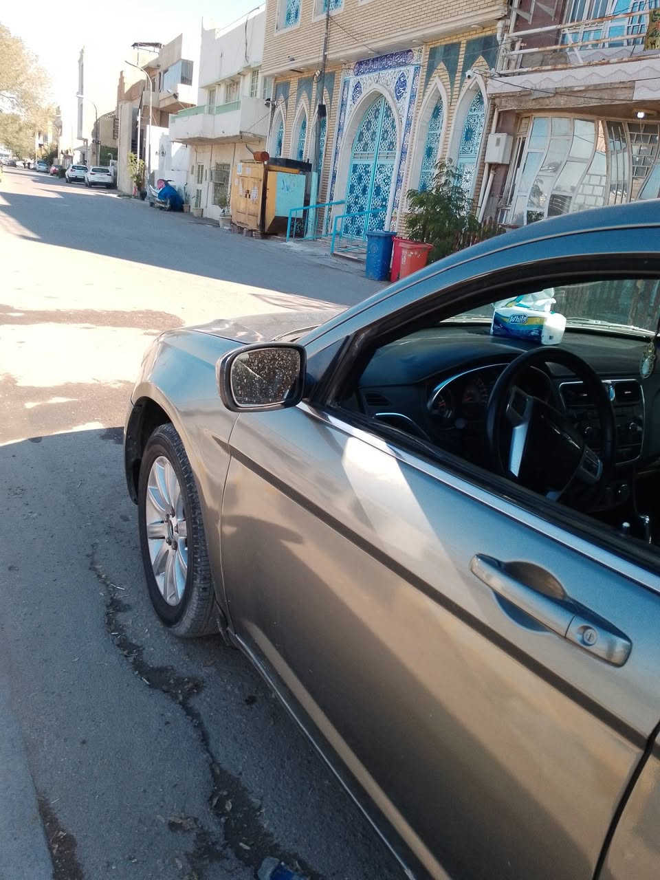 السلام عليكم
للبيع أو مراوس
سي 200  وارد امريكي حادثه كلش خفيف بدون دواخل موديل 2013 فول عدا البصمه والفتحه 
سياره نضيفه وجديده 
كير مكينه جديده منضمومه تبريد جديده 
صبغ حزام بدون حادث بدون معجون اثر جراد السياره جانت متروكه وصار بيها جراد 
مكان السياره بغداد الاعضميه 
السعر 80 بيه مجال شي بسيط 
الاتصال ***********
