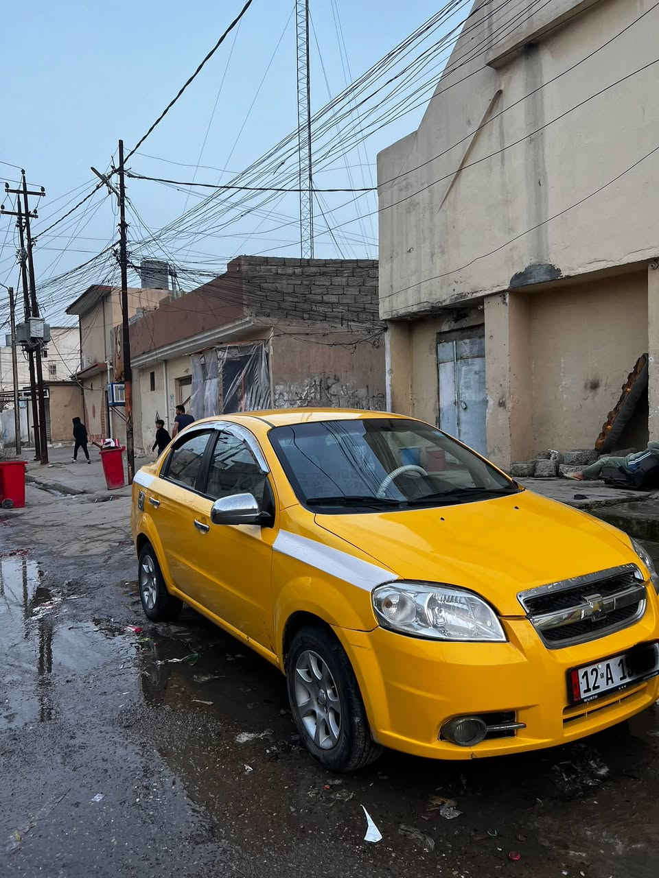 افيو 2011 أمريكي.رقم وسنويّة وهزة جديدة.كير توماتيك.مكينة محورة كورلا مال كصة جديدة.ضررها بوند وجاملغ بيها شوية داخل.هيئة وغرامات صفر.سعرها 49وشوية مجال 
***********
