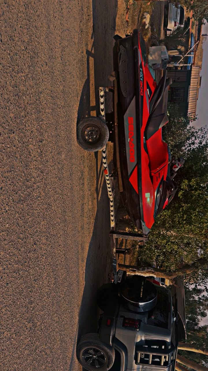 لبيع جتسكي سيدو موديل 2016 مكفول كفاله عامه شرط الفحص مكفول من الكسر جتسكي بلادي مملعوب بي كلش نضيف شغال 120 ساعه مكان الجتسكي بتكريت 
الاستفسار ***********
