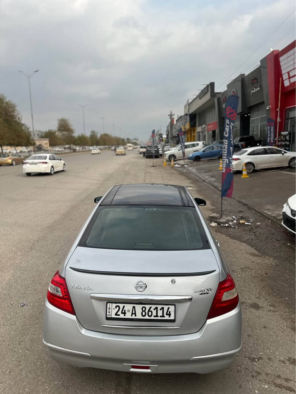 نیسان تیانا ٢٠١٠ 
سەیارەکە V6 مەکینە گەورەیە 
پانۆڕاما ، بەسمە ، کوشن کارەبا ، کوشن خەزن ، کوشن سارد و گەرم ، کوشن جلد ، لایت زینۆن ، ئاوێنە شەفت و ئاوێنە ئیشاڕەیە ، تەبرید مەرکەزی ، 
سەیارەکە مەکینەی تەعمیر کراوەتەوە بەڵام گێڕ و مەکینەی بێ کێشەیە 
ڕەقەم دهۆکە 
دوو  جێی تەحدیلە و سەیارەکە تەزرە لێی داوە 
باقی سەیارەکە سبوغ و لێدرانی نییە 

بۆ پەیوەندی ؛ *********** أربيل, العراق
