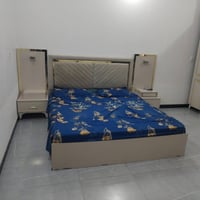 غرفه تركيه نضيفه 5 قطع كتور كبير سعره 400 وبيه مجال بسيط كلش هاذه 0776...