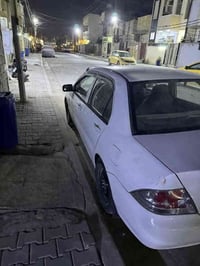 عندي لا انسر البيع مديل 2006 العنوان بغداد الجديده سعر 80وبيه مجال ‭07...