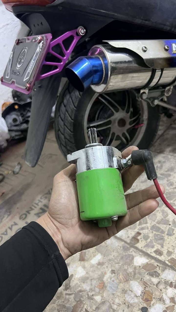 السلام عليكم
للبيع سلف 55 جديد شركه اصليه 
سعر15 قفل شراي راسلني


**إذا كنت صاحب هذا الإعلان وتريد حذفه لأي سبب، رجاءا أرسل رسالة إلى الدعم الفني**