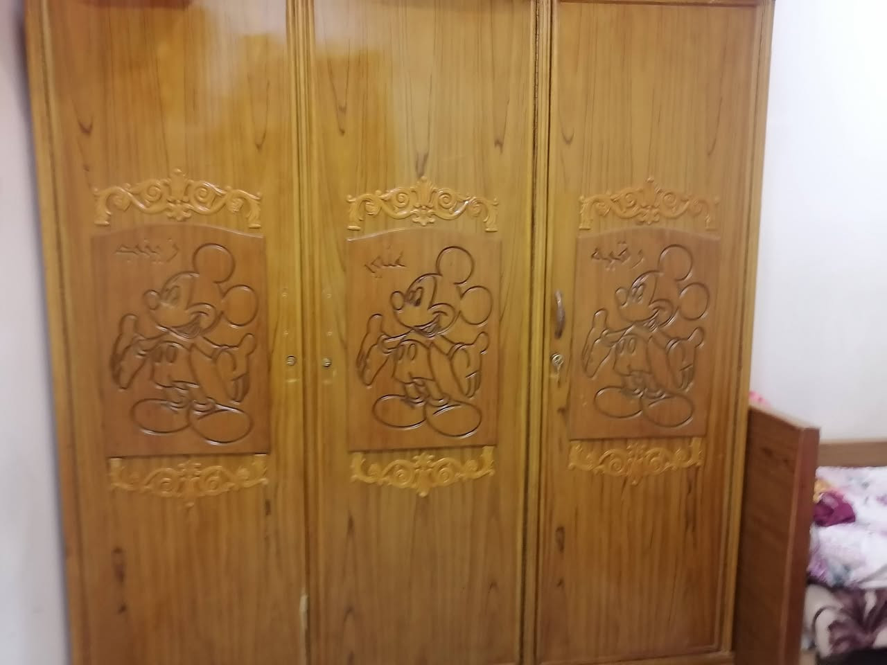 كنتور 3ابواب جدا نضيف مع حرابي اطفال عدد3 كربلاء حي الوفاء ***********
