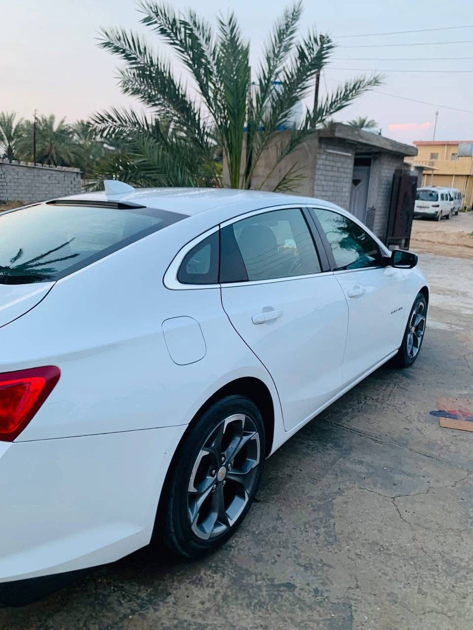 السلام عليكم للبيع او مراوس
ماليبو2023 دخول جديد السياره حادثها سطحي البنيد مبدل والجاملغ نفسه مرجع بارد السيارهLT 
-رادار امامي
-رادار جانبي 
-نقطه عمياء 
-حساسات اماميه
-حساسات خلفيه 
-شاشه ، ابل كار بلي ، اندرويد اوتو
-مثبت سرعه ،تحذير خروج عن مسار
- مانع انزلاق ، مانع تصادم
-أوامر صوتيه ،فول تحكمات ستيرن
-تبريد قطعتين 
-محرك 1500 تيربو طياره✈️
-تشغيل عن بعد، 
-تشغيل بصمه ، 
-دخول ذكي بصمه بالبيبان
-اوتو هولد ، اوتو ستوب
- وبعد بيها خير من الله مواصفات السياره جديده وممتعوبه وانسه الصرف سياره اقتصاديه كلش مكان السياره بغداد ابو غريب
السعر 127وبيها مجال بسيط حك الجيه
***********
***********
