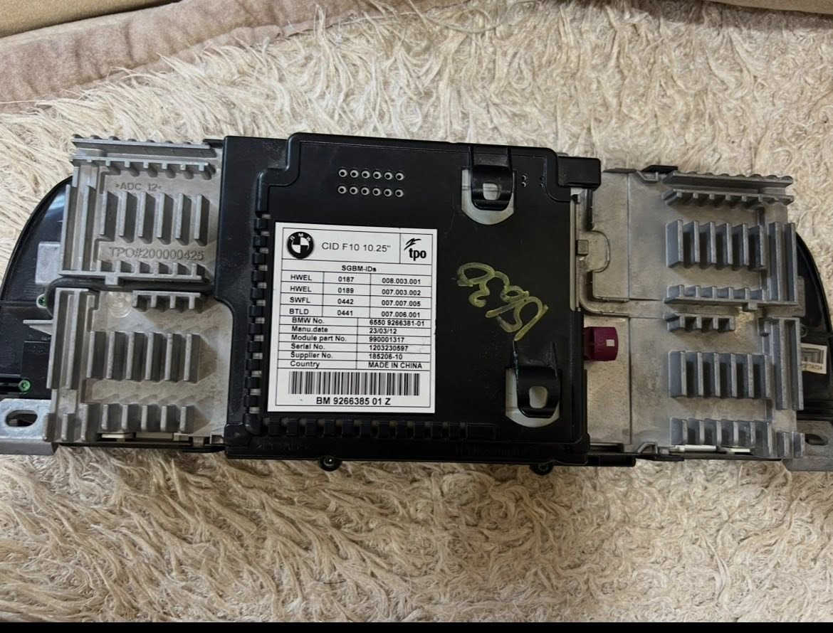 شاشة f10 كبيرة  اوربي غير مستخدم. سعرها 100 الف للعلم اخذتها ب280 وماشديتها وبعت السيارة


**إذا كنت صاحب هذا الإعلان وتريد حذفه لأي سبب، رجاءا أرسل رسالة إلى الدعم الفني**