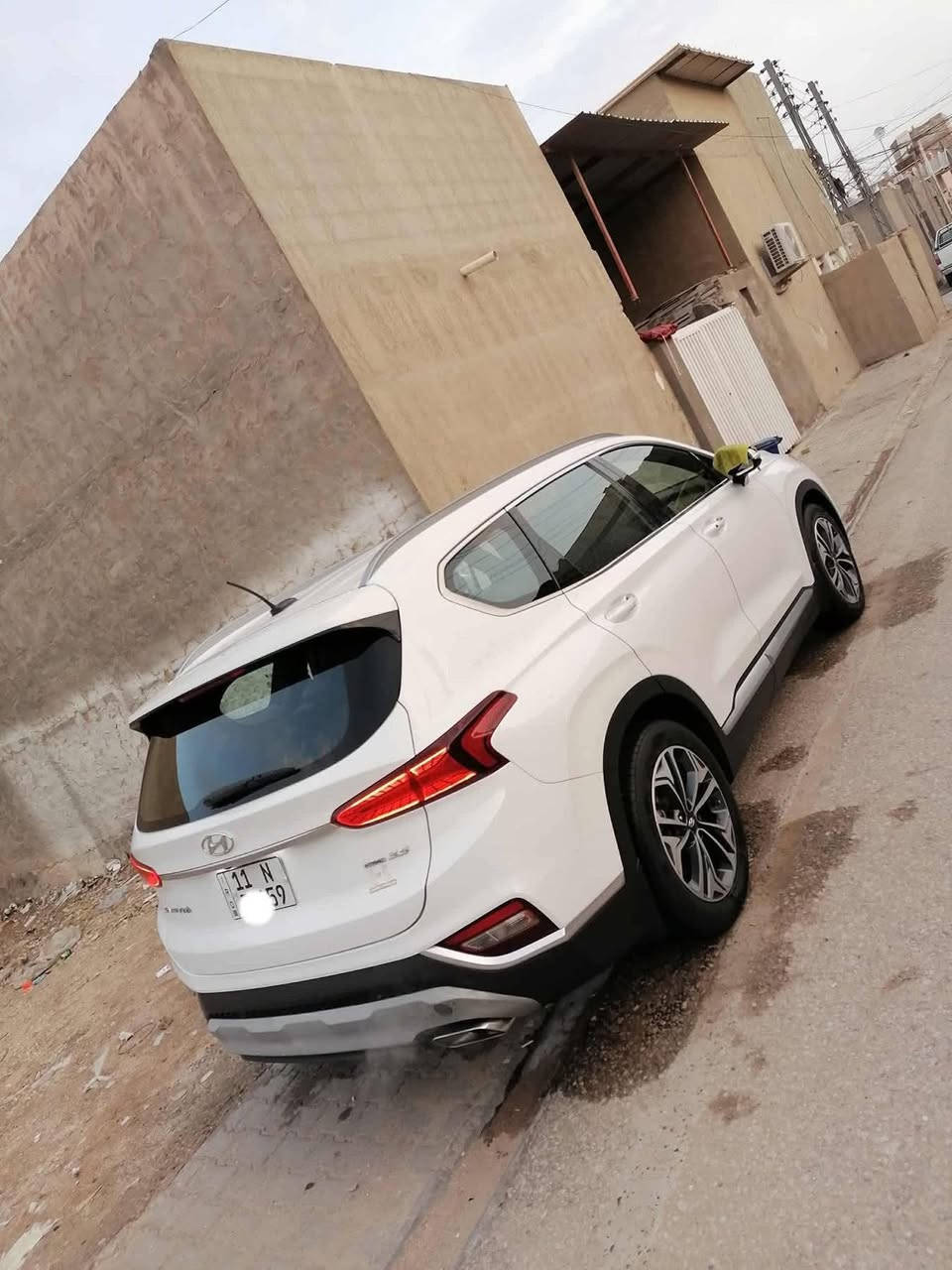 للبيع سنتافي 2019 أبيض
رقم بغداد وباسمي ✔️

ماشية 123

محرك 3500 — 6 سلندر

7 راكب — 4 انظمة قيادة

كشنات جلد قـرميـدي كهرباء

تبريد 3 قطع

شاشة — شفـتات ستيرن

كامـره — حساس امامي وخلفي

وبيها مواصفات بعد ✨

🚗 السيارة مكفولة من الحادث

بيه بس تكشير صبغ ومصلح 

(مكانات بسيطة)

الاستفسار الاتصال على الرقم

*********** 📞
