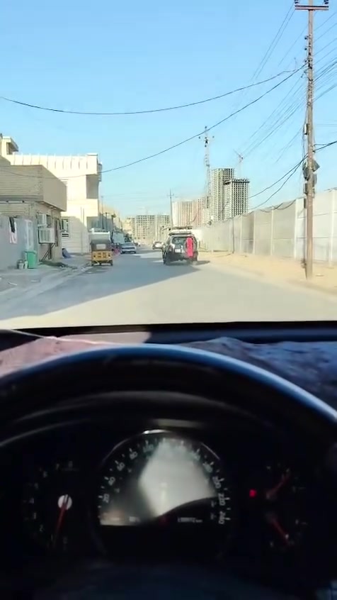 للبيع بيت 100 متر زراعي سند25 في الزعفرانية قرب اربع 
شوارع منطقة علي المكلف قرب مجمع الزهراء السكني 
السعر 110 وبي مجال مستعجلين على البيع
بيت نظيف ومرتب مثل ما موضح بالفديو 
للتواصل على رقم ***********
