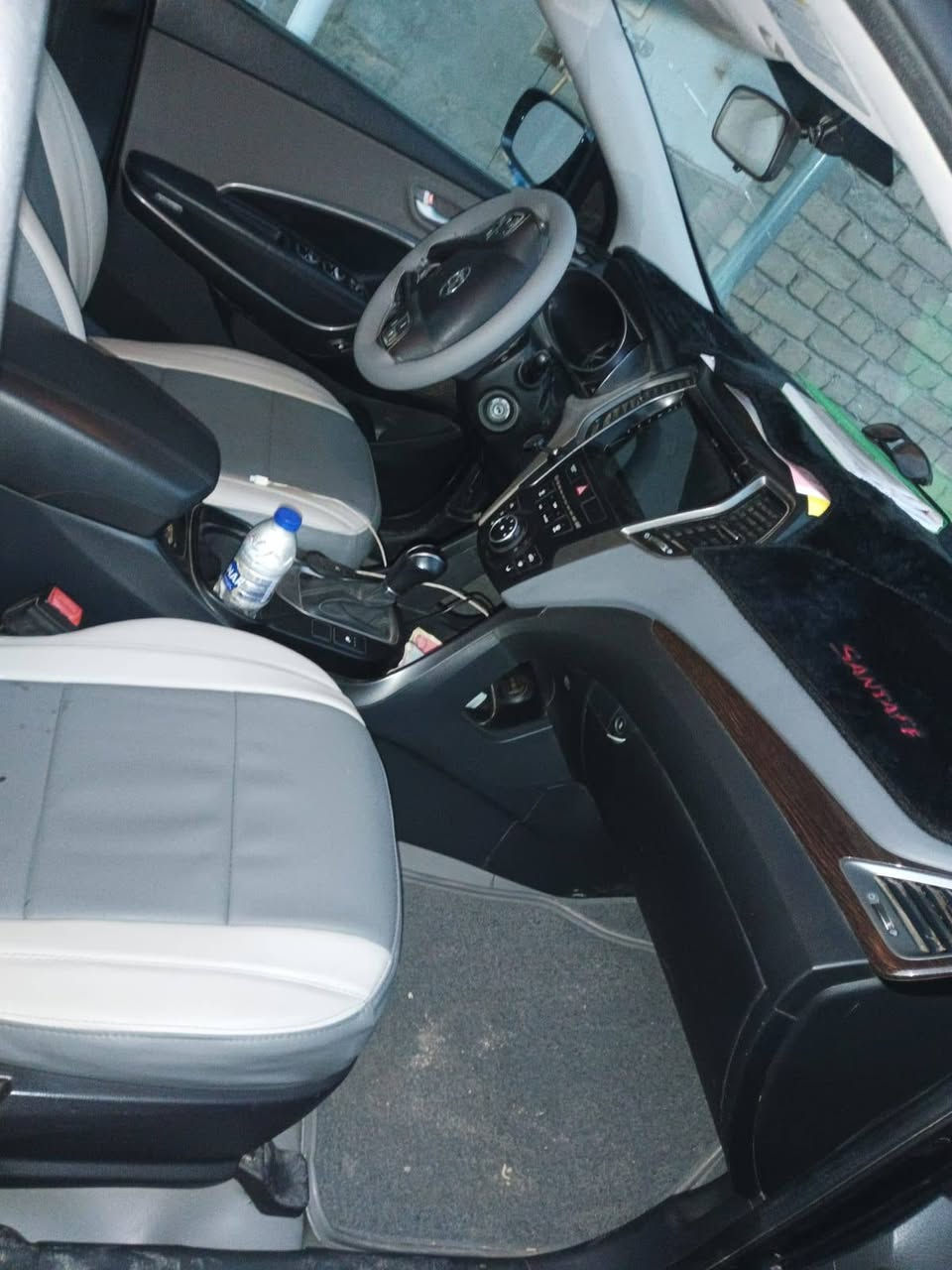 السلام عليكم سنتافي ٢٠١٨ امريكي قطعه صبغ والباقي مكفول مكينه 2500 مكان بغداد الدوره *********** السعر 155 وبيه مجال
