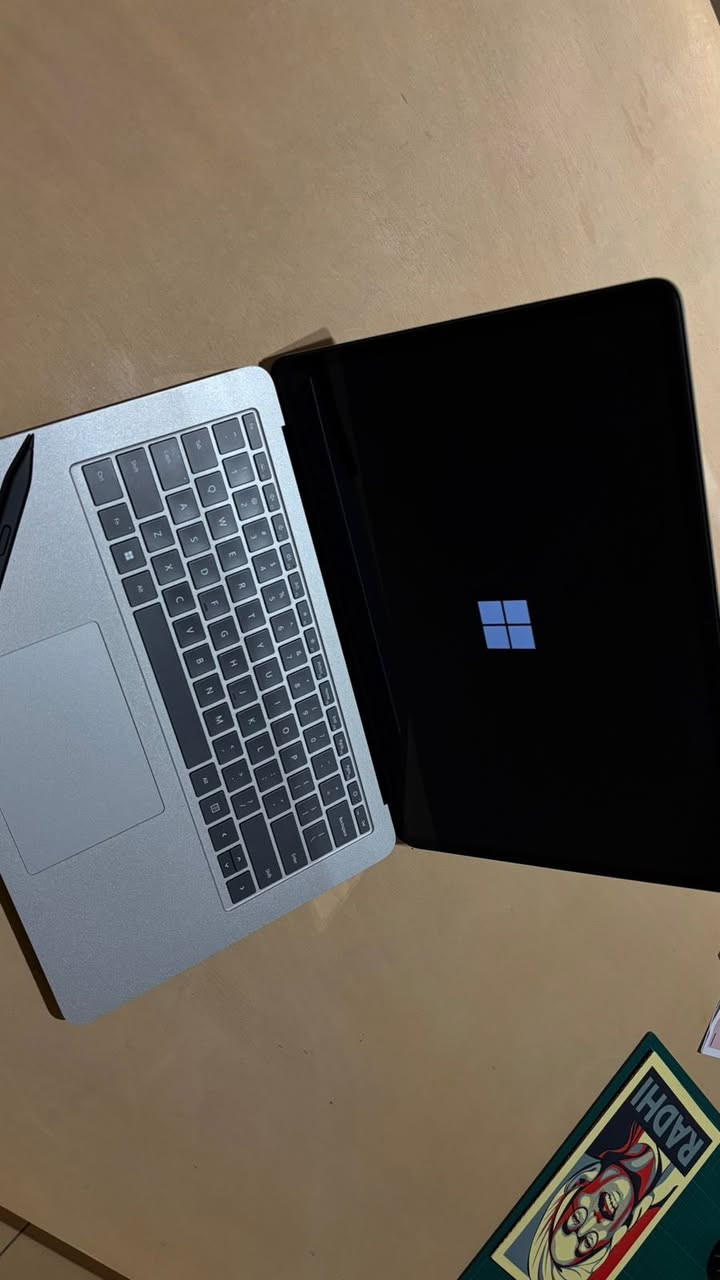 سيرفس لابتوب استوديو
سيرفس استوديو
شاشة حجم 14.4 بدقة 3k تردد120HZ
 جيل ال 11معالج Core i5
الرام 16 GB
الهارد 512 GB
 برو مع قلم slim 2
مكاني البصرة لايوجد توصيل 
***********
السعر 900 الف بي مجال
