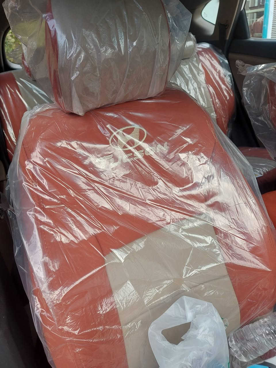 توسان خليجي١٩ فول ١على رقم بغداد بسمي مكان الساره ديالى الخالص ماشية ٩٧ سياره مال بيت  السعر ١٩٥  ***********
