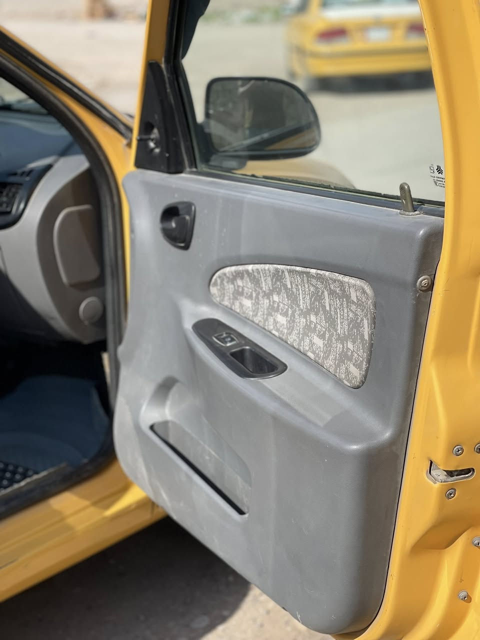 السلام عليكم طيبه للبيع 2016 رقم بغداد بسمي مكينه بيها بخار و الكير 4يفلت والبك تبريد بس كنبريسر نقص تدفئة شغاله و السياره خير من الله العنون ديالى الخالص السعر 37وبيها مجال ***********
