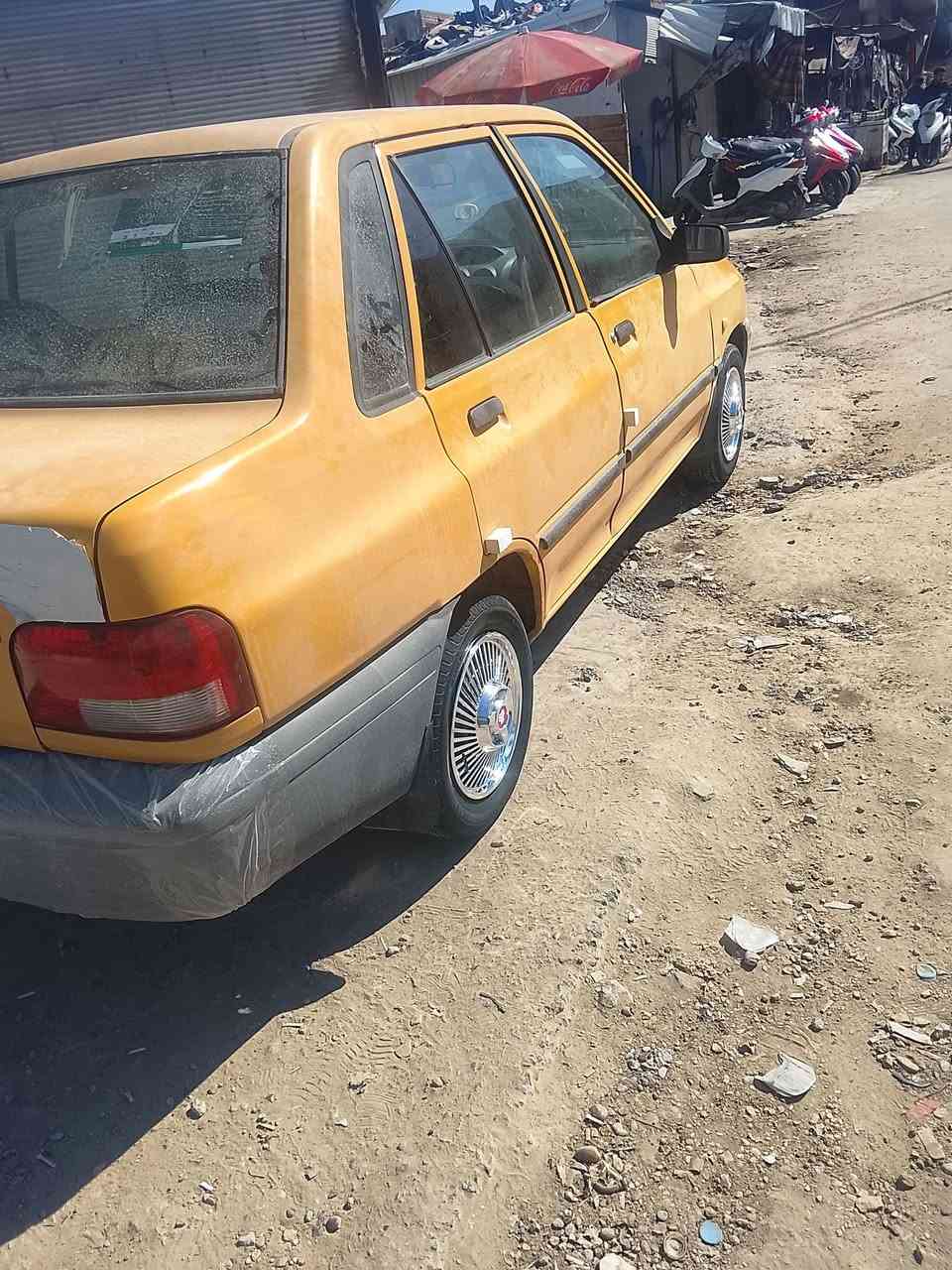 سلام عليكم  سايبه موديل 2012 سياره جديده شوفت عينك مابيه كل نقص كير محرك حداديه جديده رقم جديد مصفره هيئه وغرامات السياره ما متعوبه بيه شاصي واحد بي خياس وعمرته وسياره أحله من الصور السعر ب30 وبيه مجال مكاني حله بكرلي ❤️ ***********،***********,
