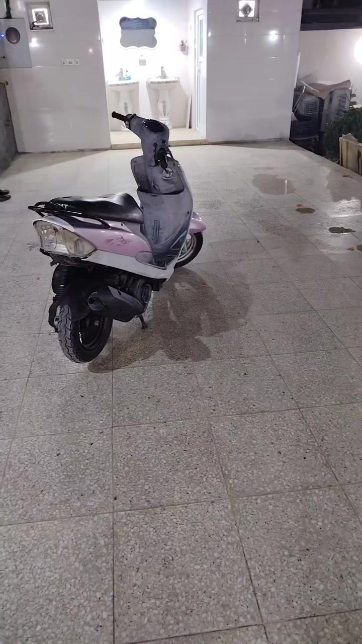 سلام عليكم ماكس منغولي للبيع صاله شهرين طالعه من الحاويه نكره سلفه بكل وقت غراضه موجودة الذيل وبقبق بكلايت ولايت الكدام بوشه ٤٩شلعه ومعدل ١١٠
رقمي***********اتصل وتدلل 
مكاني كربلاء البوبيات
