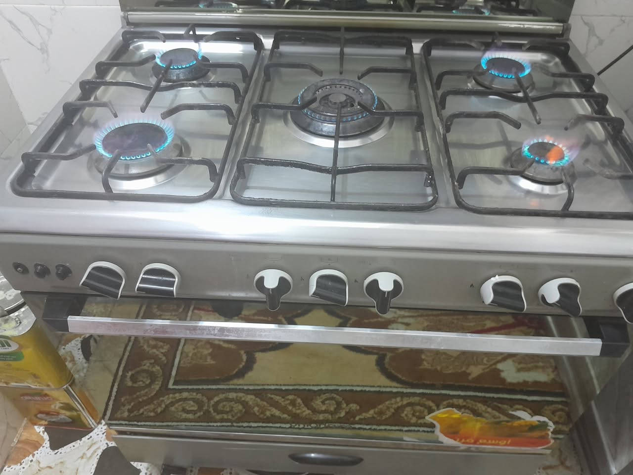 طباخ يونير  للبيع شغال فرن فوك وجوه حجم الكبير سعره 225 بي مجال بسيط عنوان صقلاويه شهداء الثانيه ***********/***********
