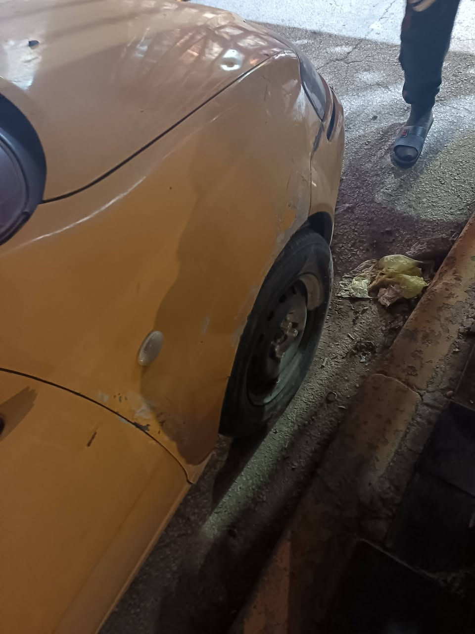 السلا م عليكم عندي افيو اوتو للبيع ٢٠٠٨ سيارة متروكه السعر ٢٢ ورقة اتصال ع ***********
