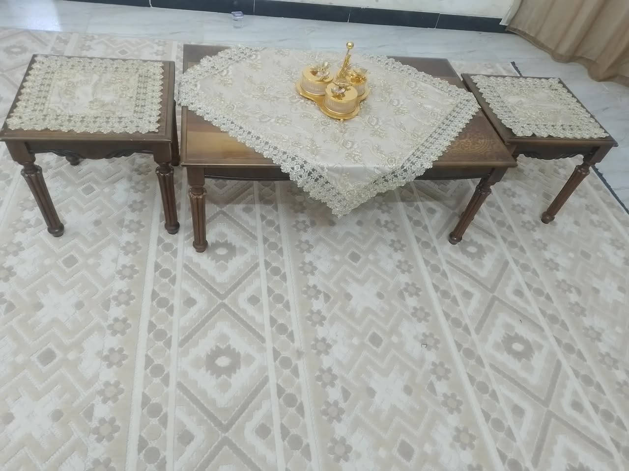 طبلات خشب زان مصري وسطية واربعة صغار اخو الجديد شخط مابيهن ب 120وبيهن مجال


**إذا كنت صاحب هذا الإعلان وتريد حذفه لأي سبب، رجاءا أرسل رسالة إلى الدعم الفني**