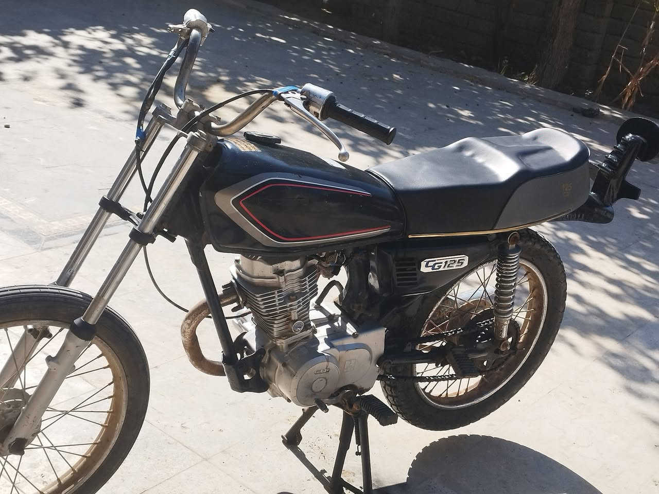 السلام عليكم دراجه ايراني نامه شلامجه ادوات
السعر 280 قفل
المكان الهوير فلكه الخاص 
***********
