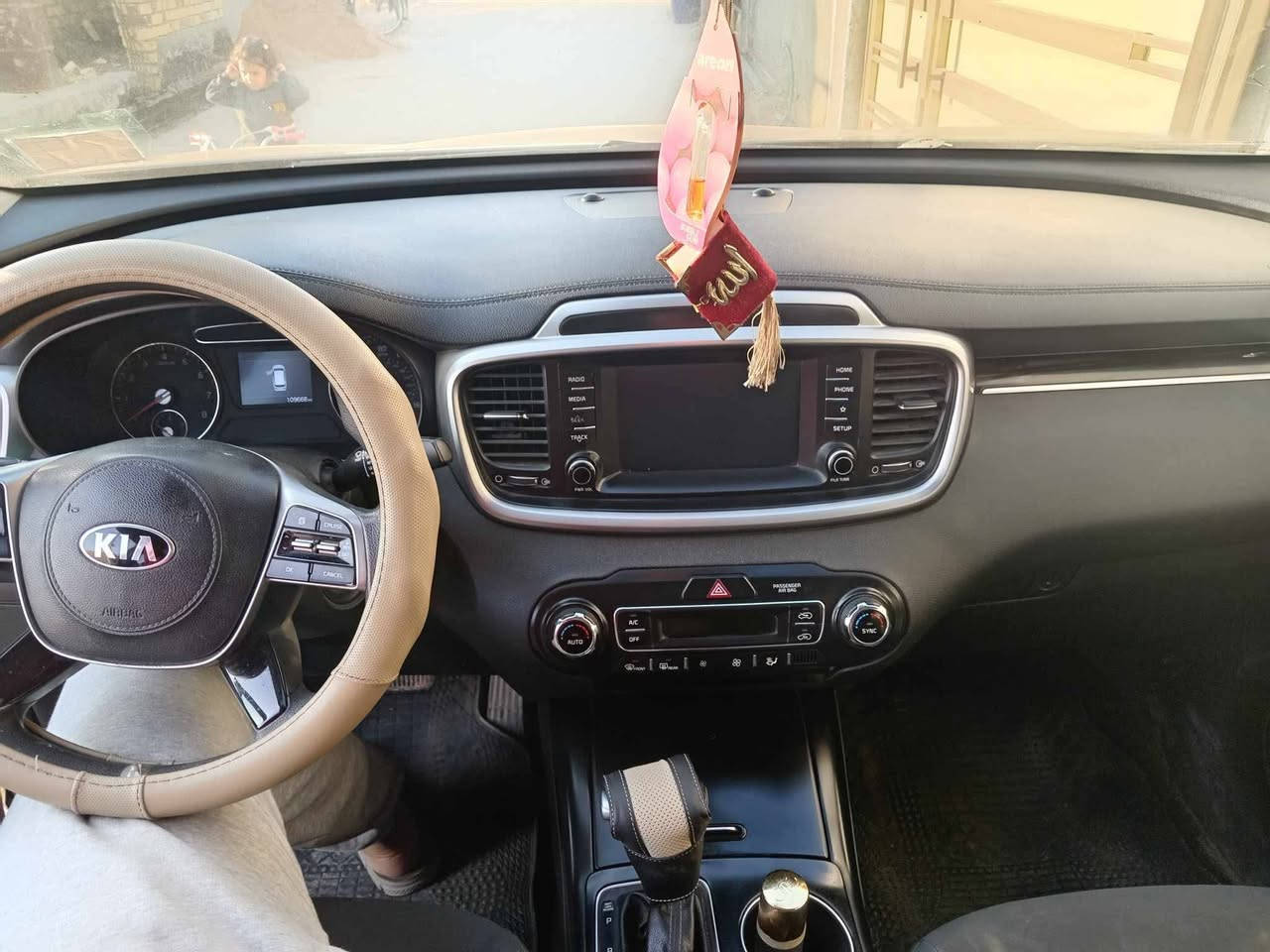 السلام عليكم سورنتو موديل 19 أمريكي   6اسلندر رقم بابل بسمي مكاني بابل محاويل ناحية الإمام ***********
