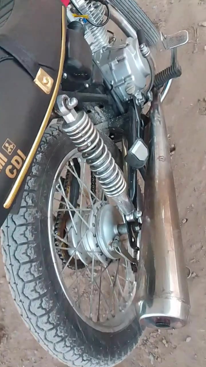 دراجه البيع بدون اوراق اوكفلك عشائر بيه رقم شاصي دراجه سعره 425وبيه مجال دراجه مفتوحه مره وحده شراي يجي خاص ويدلل


**إذا كنت صاحب هذا الإعلان وتريد حذفه لأي سبب، رجاءا أرسل رسالة إلى الدعم الفني**