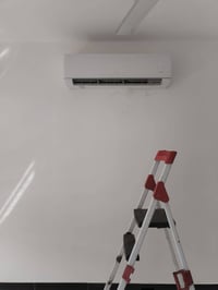 ورشة  الثقة لصيانة كافة أجهزة التبريد  والتثليج صيانة موقعية  سبلت مكي...