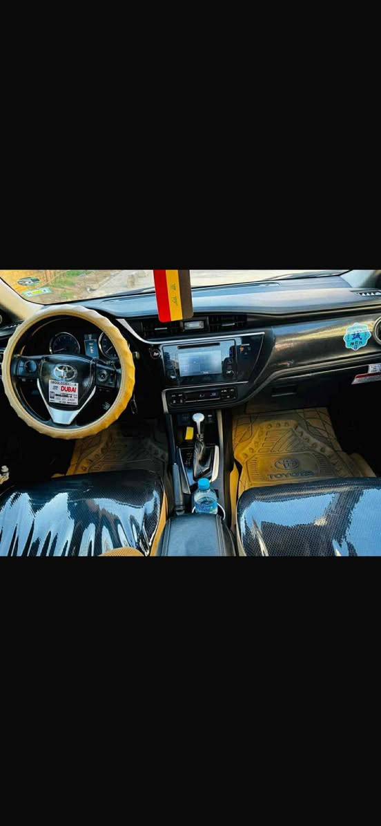 كورلا 2017 وارد امريكي لون جويتي 
مرقم شمالي وجاهز 
حادث فقط دعاميه الباقي مكفول كفاله عامه 
السارة جاهزه ع اخر حبايه 
مواصفات SE معروفه 
ماشي 82
التواصل واتساب 
***********
السعر 145 مكان السيارة ديالى خالص
