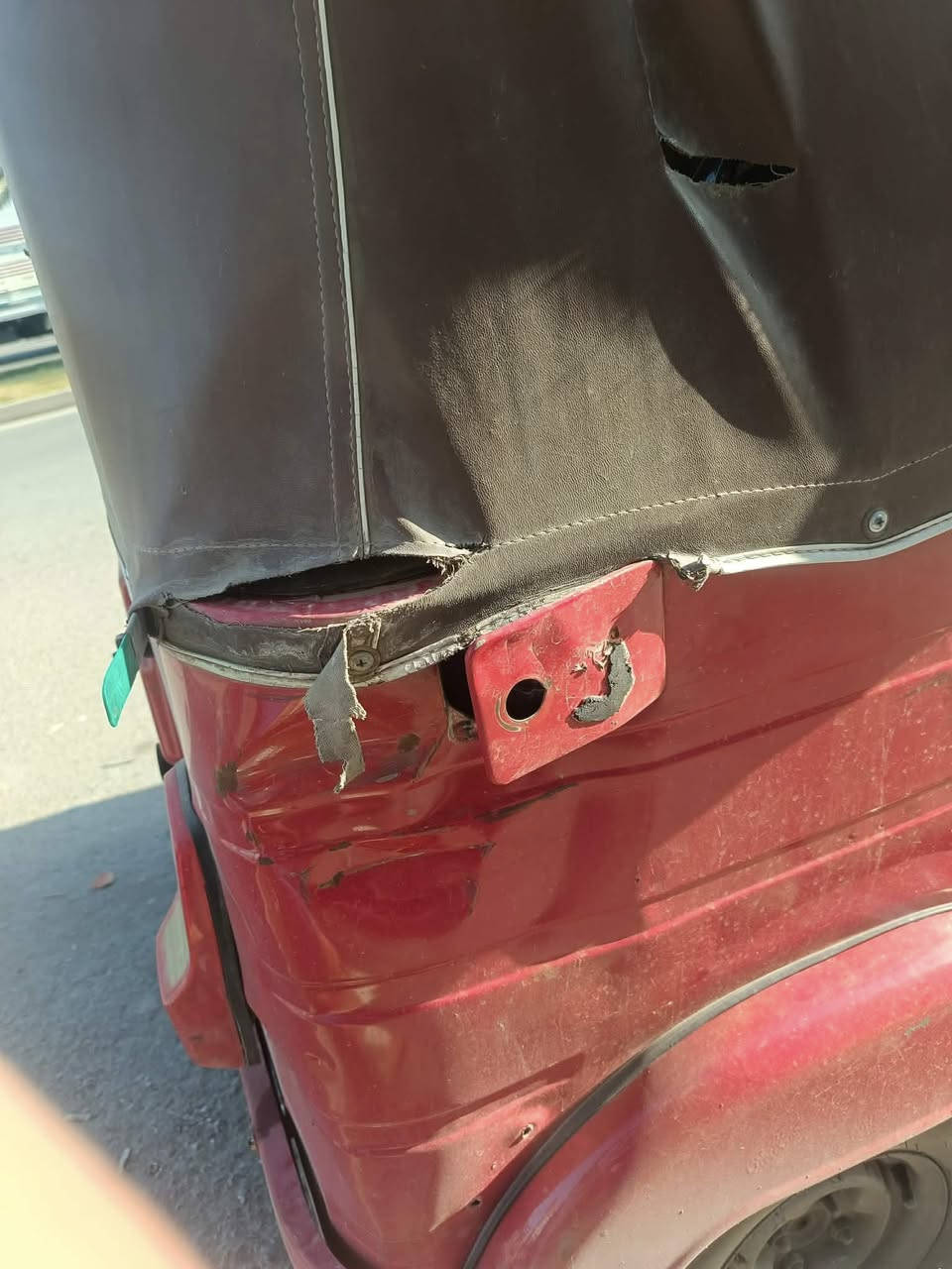 مديل ١٨ قريبه ع ١٩ مكان شعله مرقم انكليزي كلشي موضح بصوره  متواجد ع فيس راسل ودلل


**إذا كنت صاحب هذا الإعلان وتريد حذفه لأي سبب، رجاءا أرسل رسالة إلى الدعم الفني**