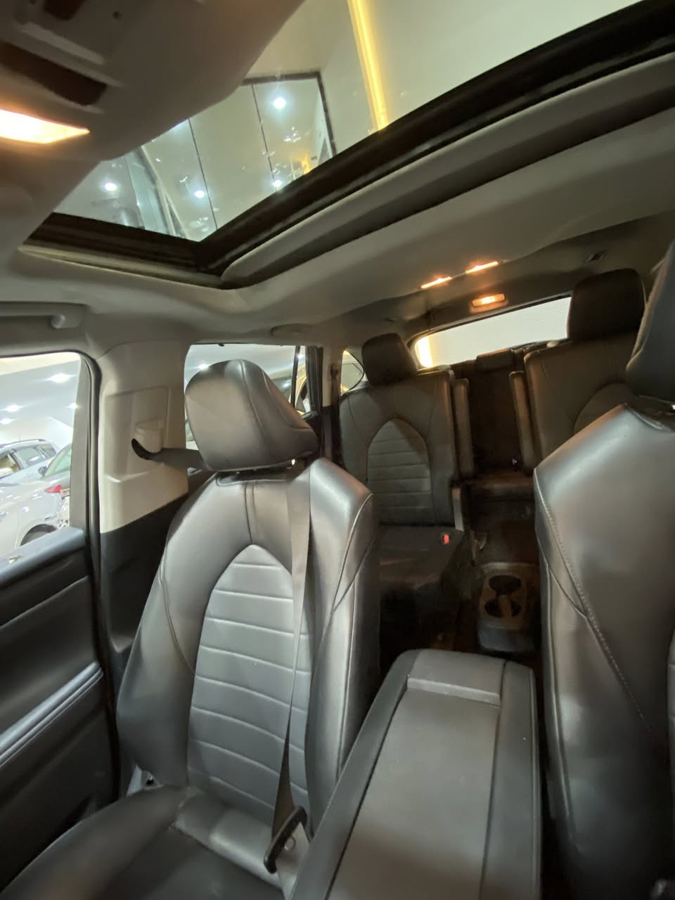 TOYOTA HIGHLANDER 2024
سياره فول فول موسفات 
Xle awd
سياره ٤ قتعه سبوخ 
ايرباك سترين فقد 
موبايل:***********
