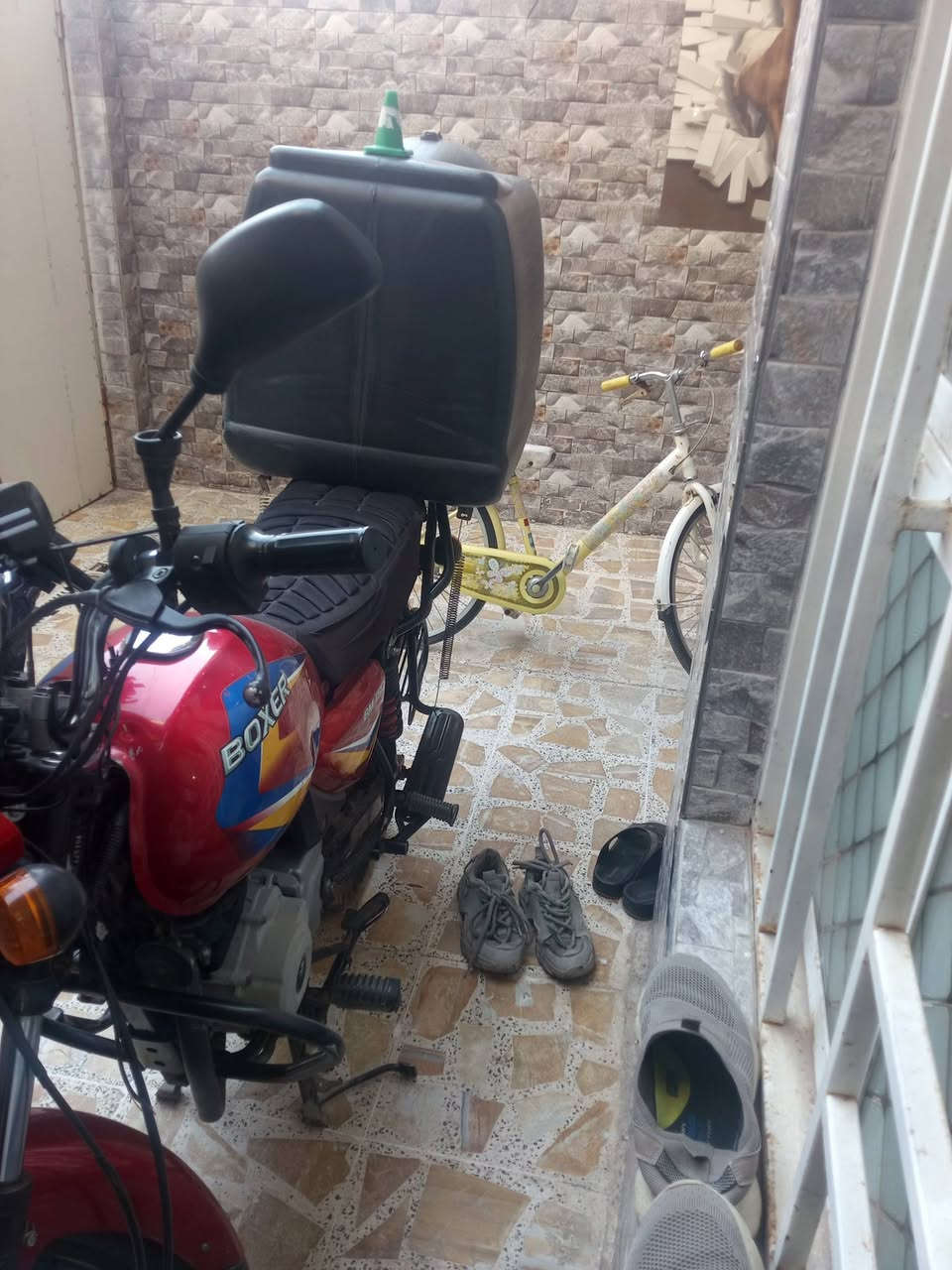 السلام عليكم بوكسر 2021البيع دراجه نضيفه كلش مكاني البلديات متواجد فيس


**إذا كنت صاحب هذا الإعلان وتريد حذفه لأي سبب، رجاءا أرسل رسالة إلى الدعم الفني**