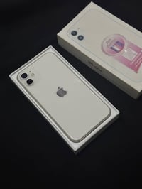 ايفون 11 كامرتين جهاز جديد مامفتوح  مكفول من كلشي زغل مابي وين مايعجبك...