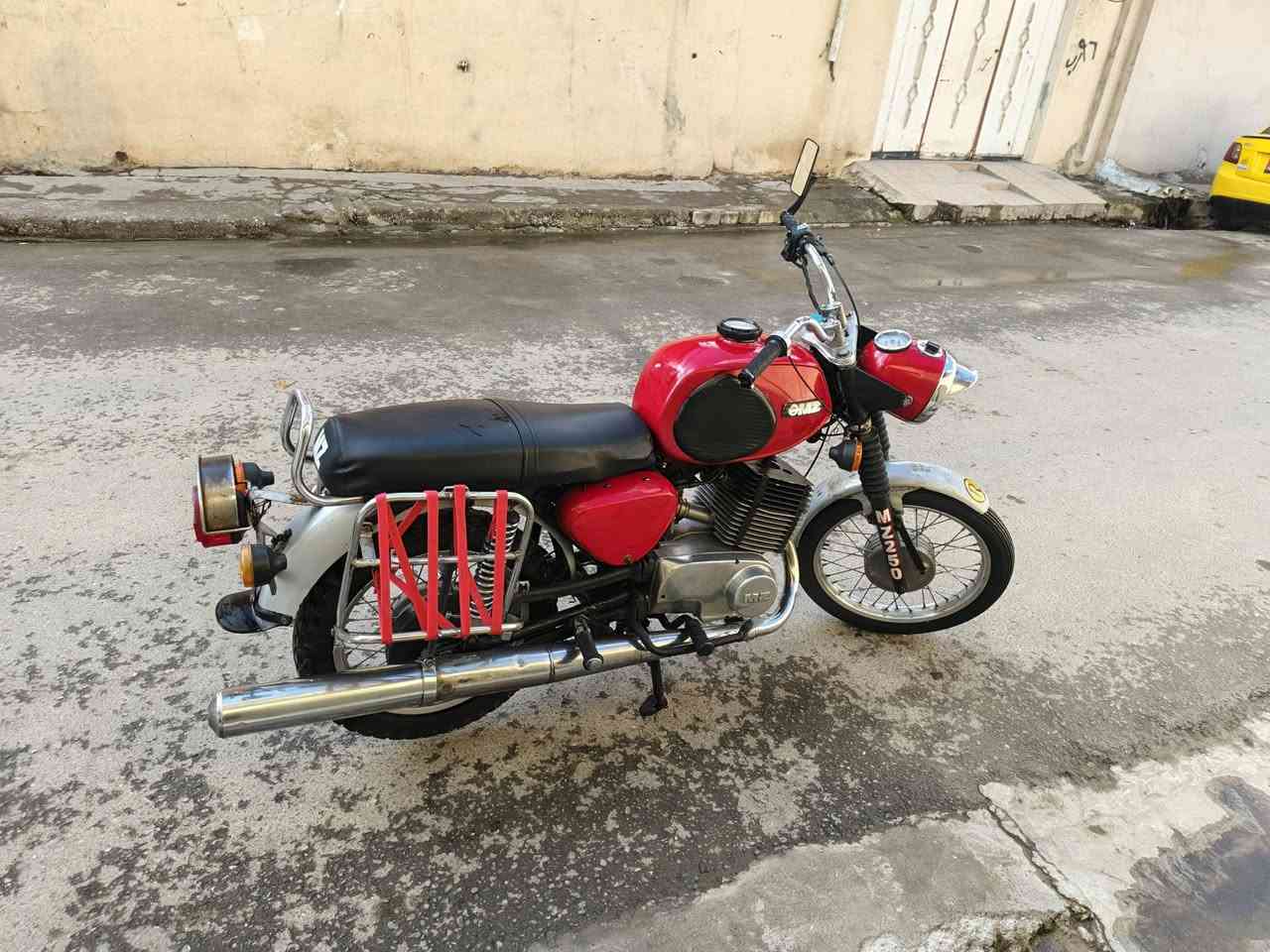 السلام عليكم شباب الجروب امزت 81 ماكينه 2001 بالسايس ثلاثه وايرمانيه شغاله اللي يحب يعتني يراسل خاص 750 380 9082
