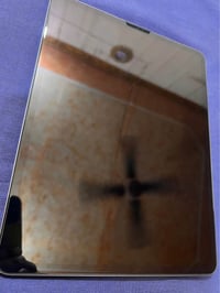 iPad Pro مقاس 12.9 بوصة (الجيل الرابع) ذاكره 128 بطاريه 82% نضافه 90% ...