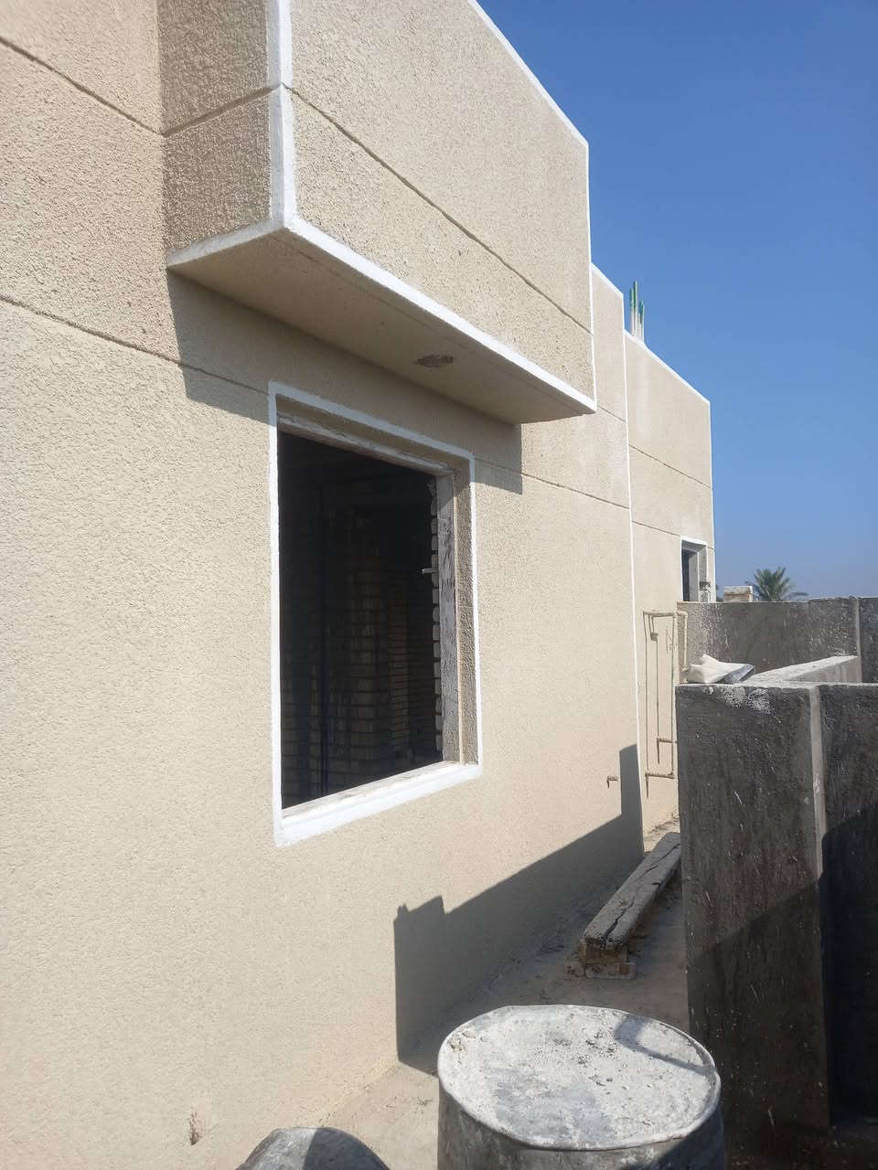 كادر لبخ متخصص لبخ نثر سقل جراره   لط اوتشميع واجهات ومقاولات عامه  *********** بغداد المحموديه
