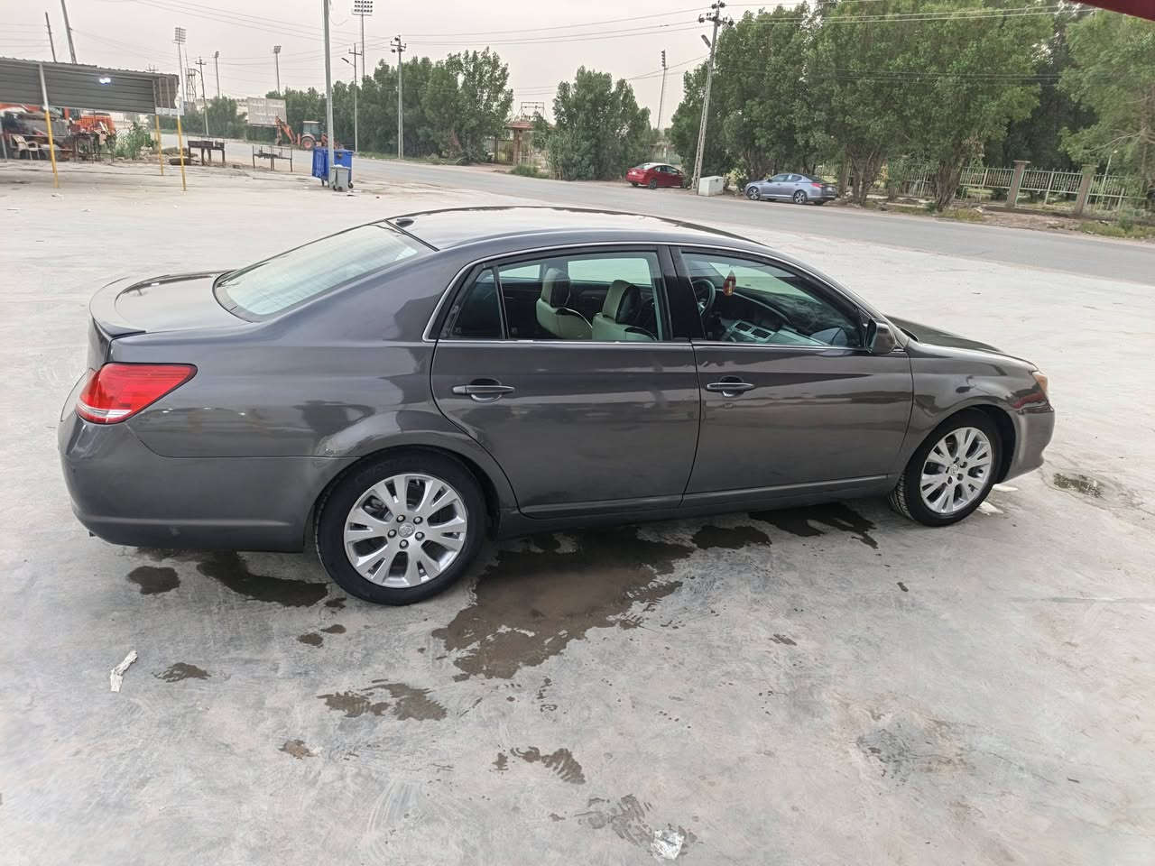 افلون 2008امريكي مكفوله من الضربه صبغ عام اثر جراد مكينه كير جددتخم السعر90وبيهامجال
***********
