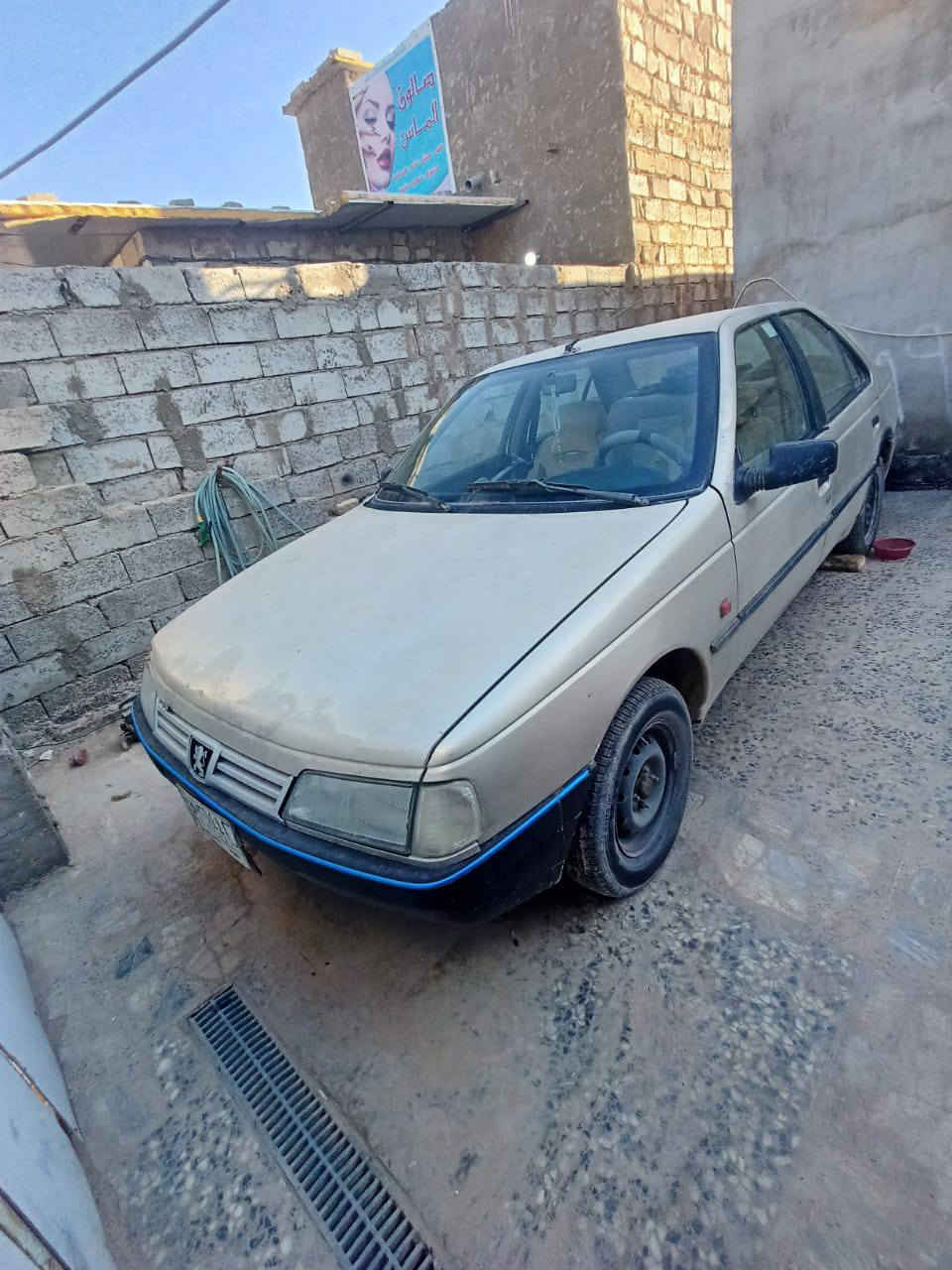 السلام عليكم بيجو روا اللون سيلفري خصوصي نجف السعر25 ورقه هذا رقم صاحب السياره *********** @الجميع
